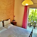 Aparthotel Santa Emelia 4*