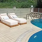 Santa Emelia Aparthotel Vasiliki