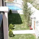 Santa Emelia Aparthotel 4*