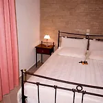 Santa Emelia Aparthotel Vasiliki