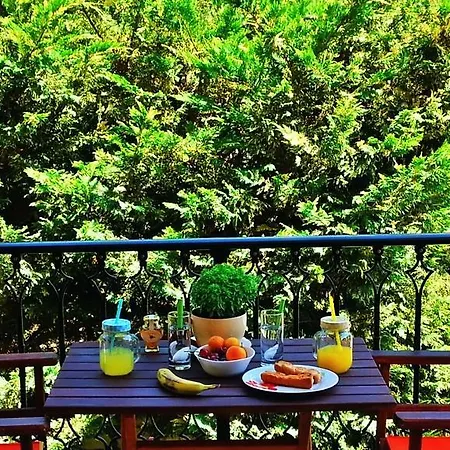 Santa Emelia شقة فندقية 4*