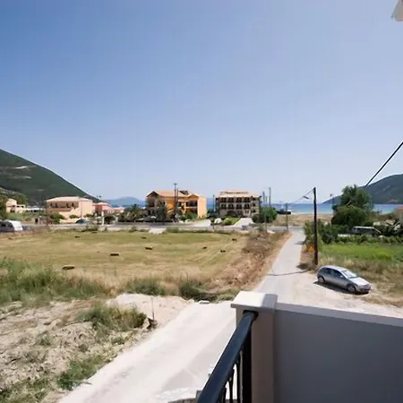 Santa Emelia شقة فندقية 4*