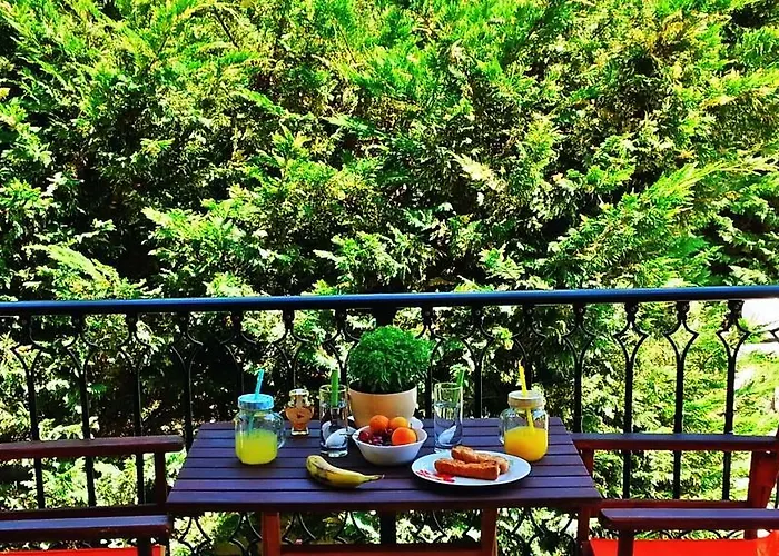 Santa Emelia Aparthotel 4*