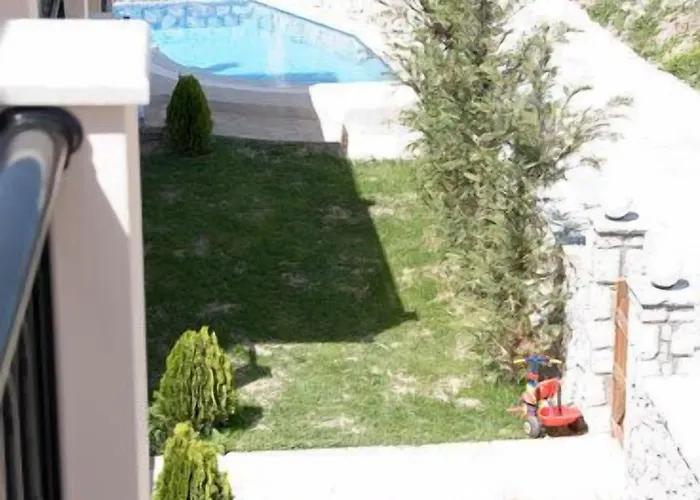 Santa Emelia Aparthotel 4*