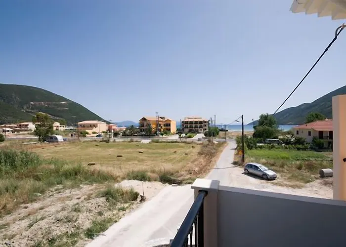 Santa Emelia Aparthotel 4*